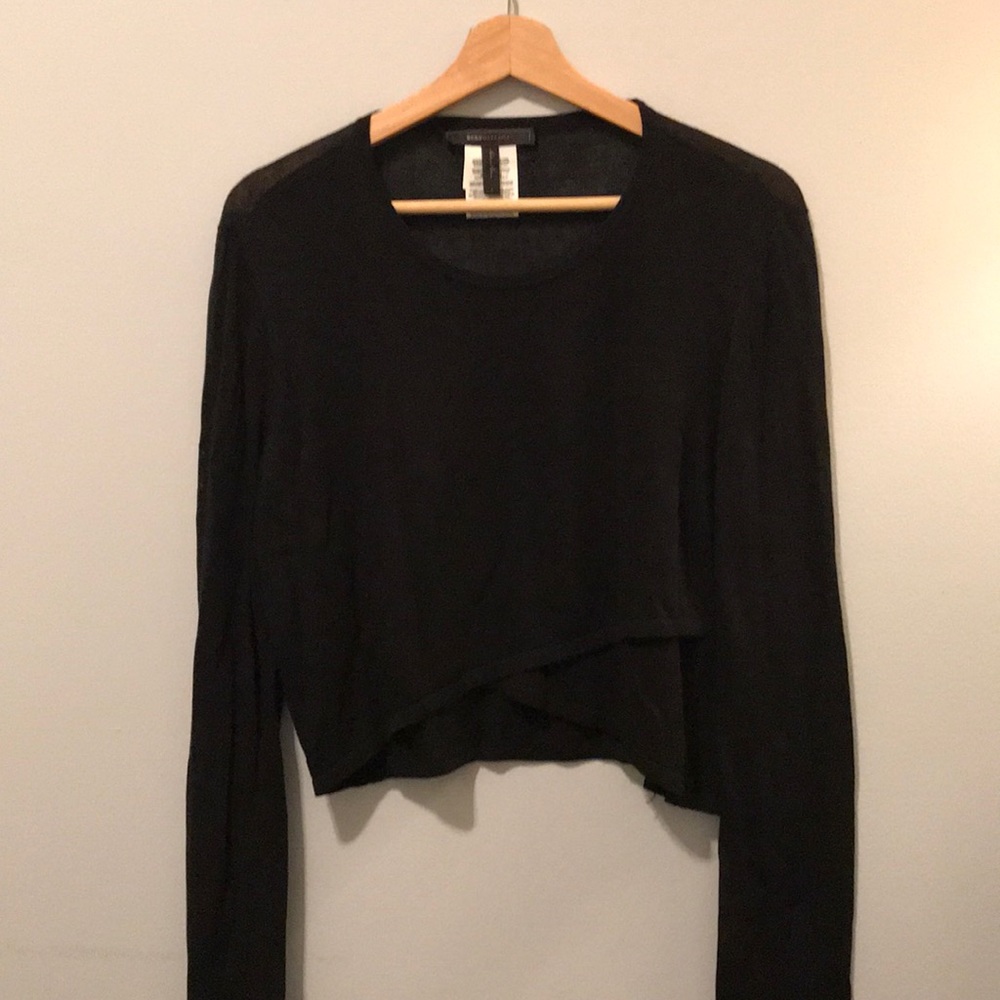 BCBG cropped sweater sz L nwot